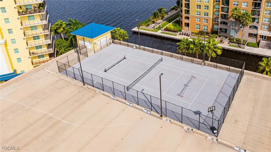 2797 1st Street Fort Myers FL 33916