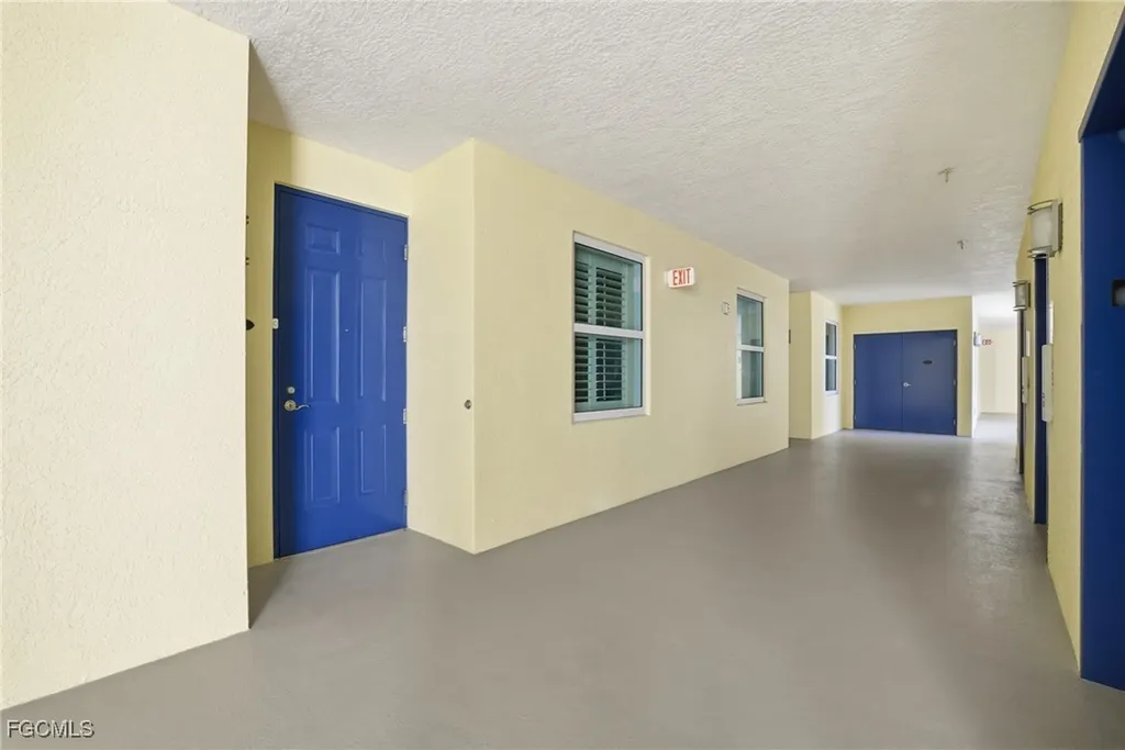 2797 1st Street Fort Myers FL 33916