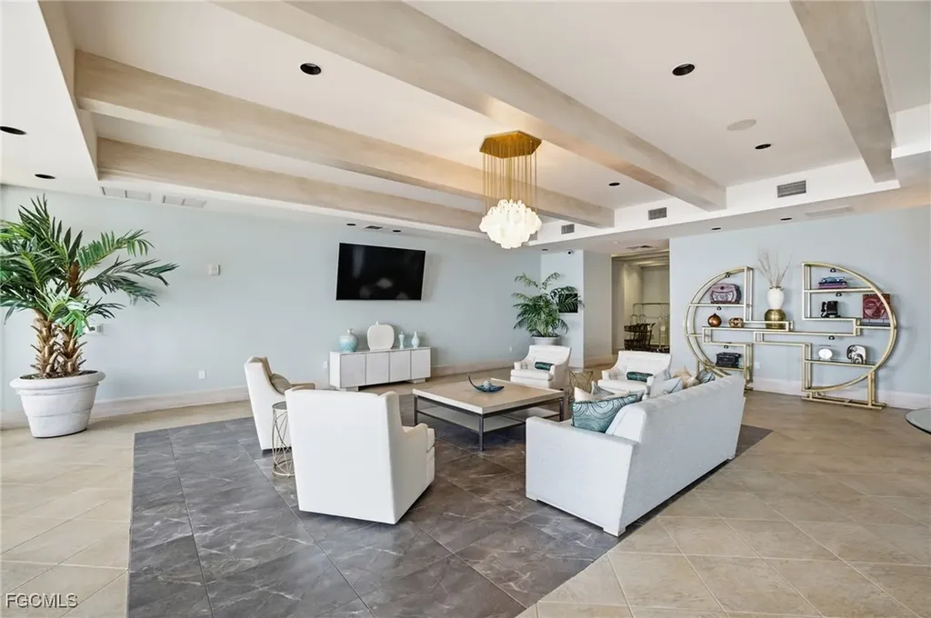 2797 1st Street Fort Myers FL 33916