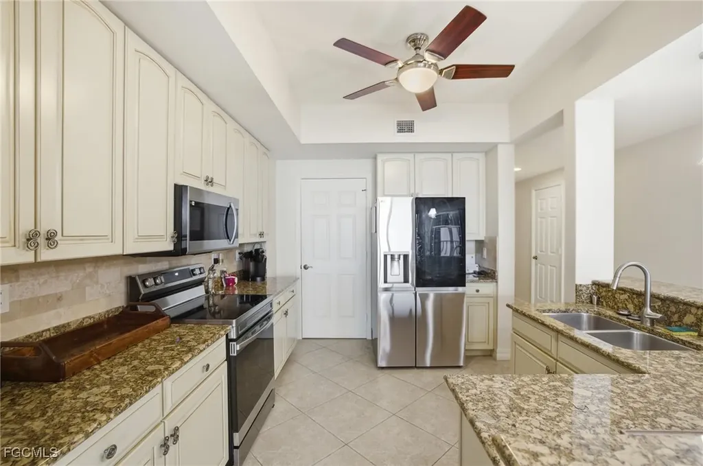 2797 1st Street Fort Myers FL 33916