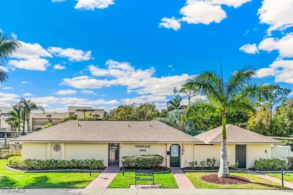 13240 White Marsh Lane Fort Myers FL 33912