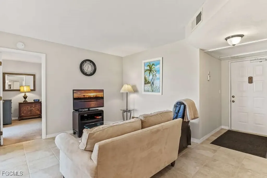 13240 White Marsh Lane Fort Myers FL 33912