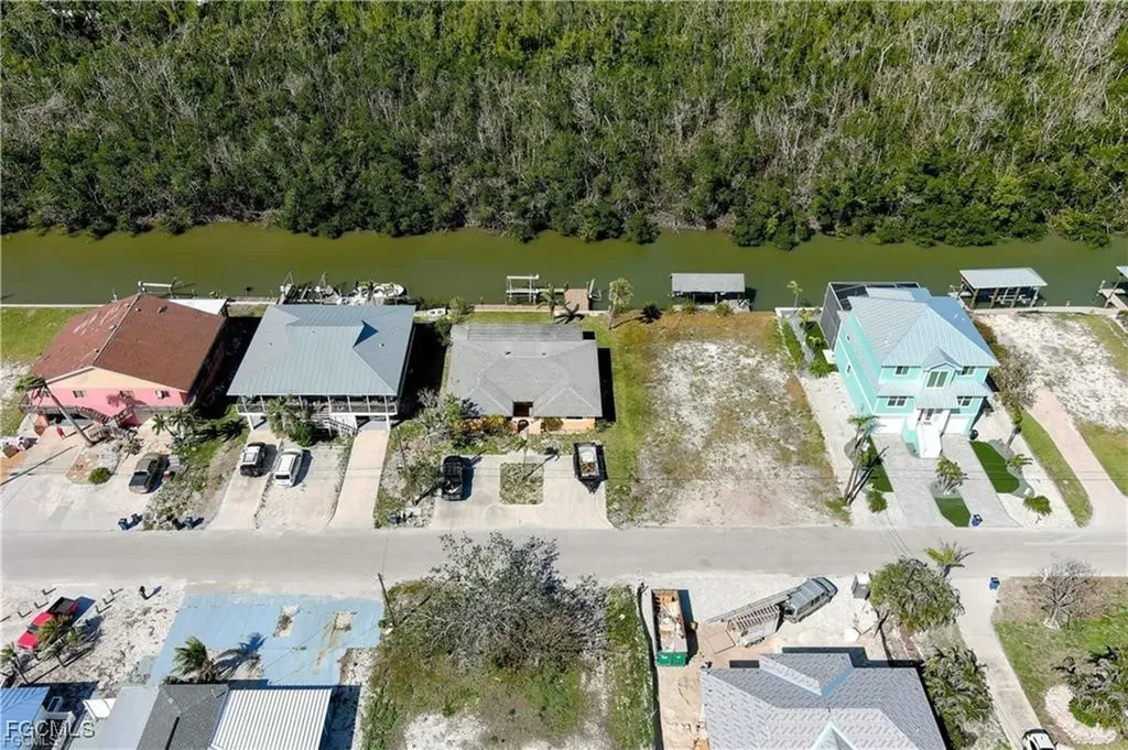 175 Tropical Shores Way Fort Myers Beach FL 33931