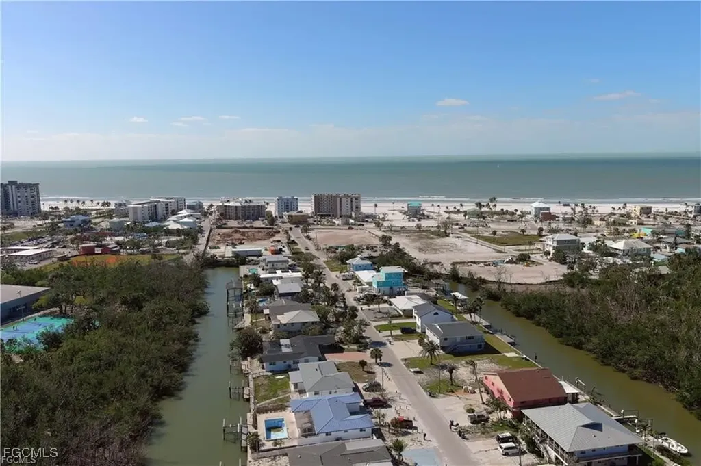 175 Tropical Shores Way Fort Myers Beach FL 33931