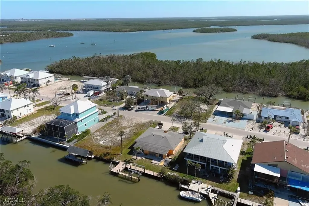 175 Tropical Shores Way Fort Myers Beach FL 33931