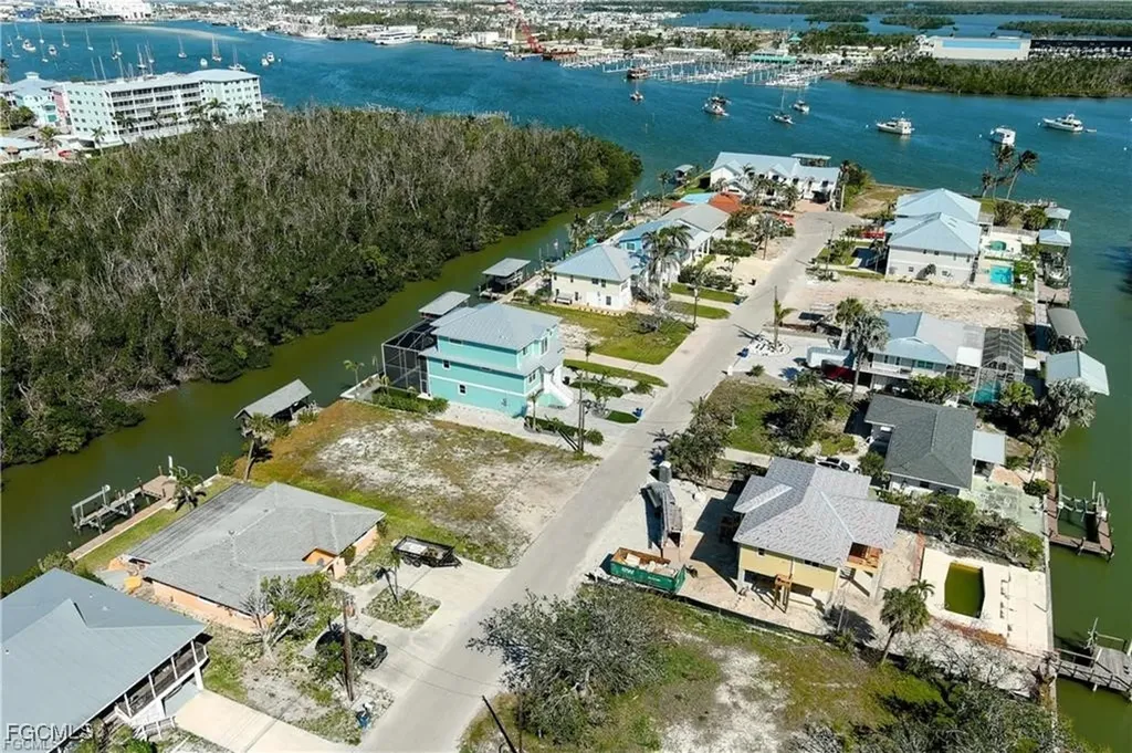 175 Tropical Shores Way Fort Myers Beach FL 33931