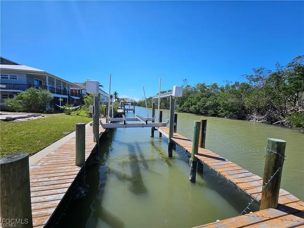 175 Tropical Shores Way Fort Myers Beach FL 33931