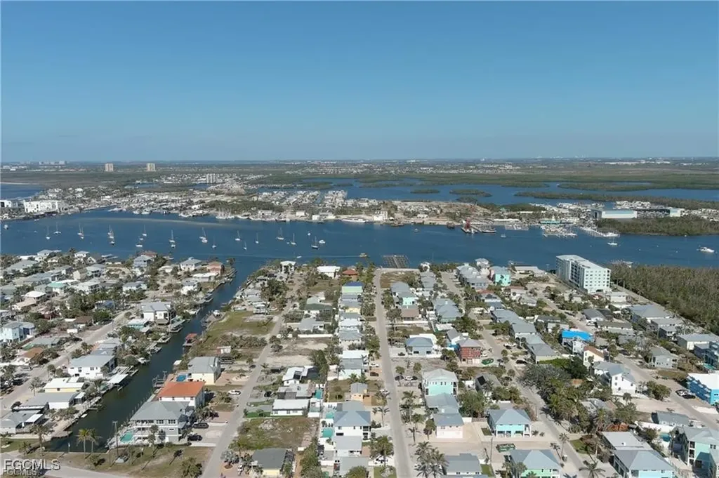 210 Pearl Street Fort Myers Beach FL 33931