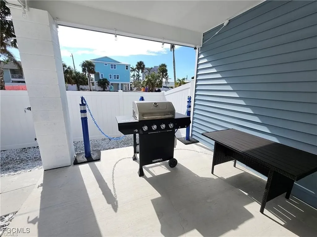 210 Pearl Street Fort Myers Beach FL 33931