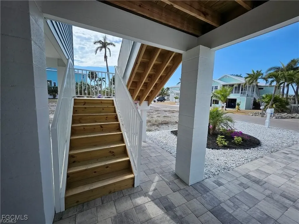 210 Pearl Street Fort Myers Beach FL 33931