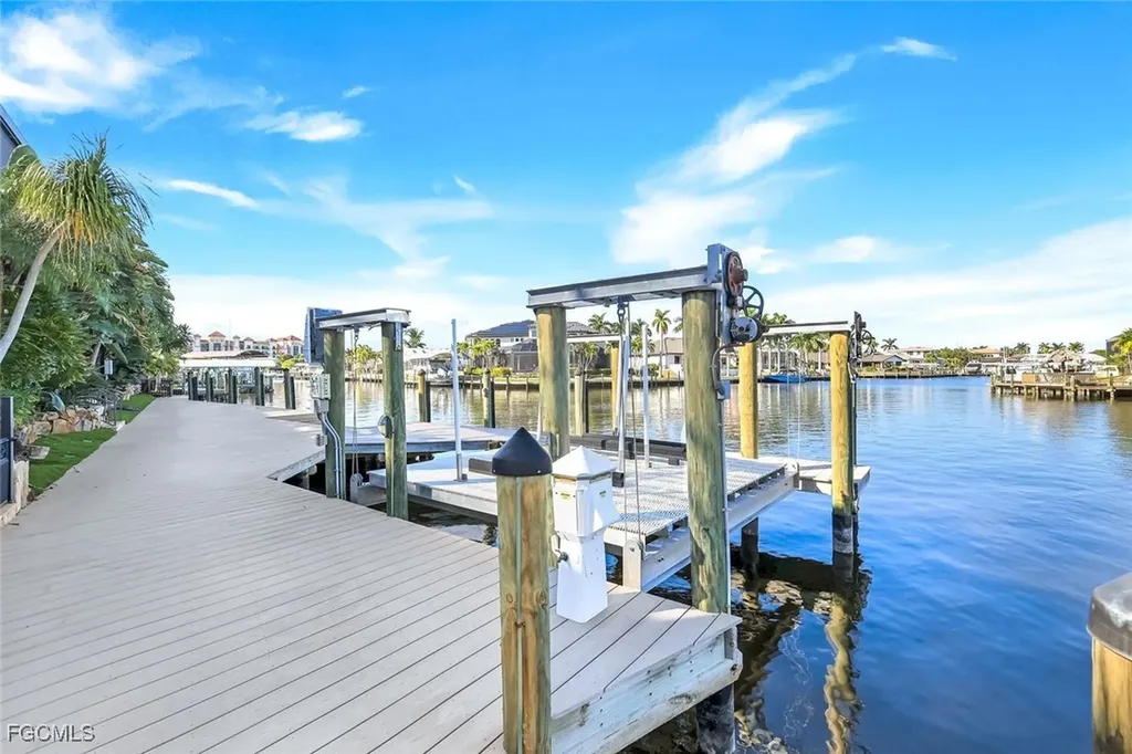 1433 SW 57th Terrace Cape Coral FL 33914