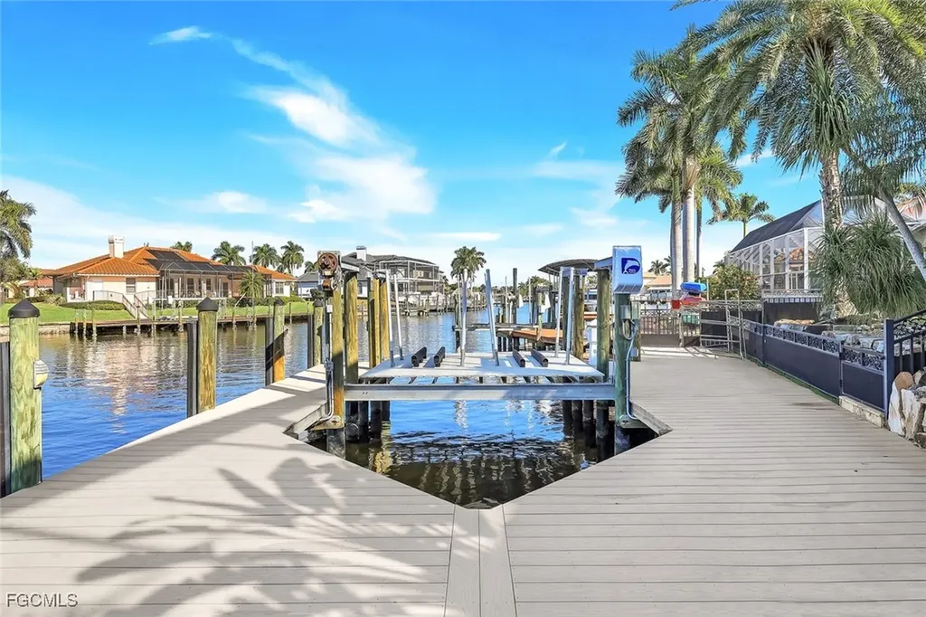 1433 SW 57th Terrace Cape Coral FL 33914