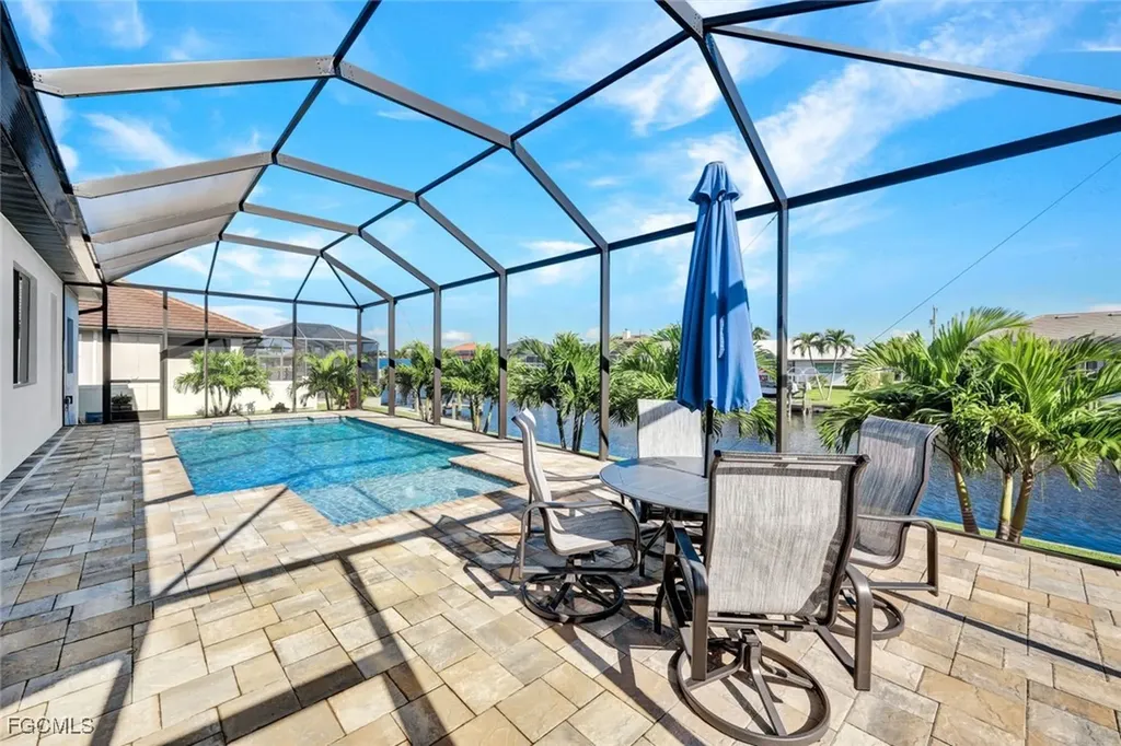 2819 SW 38th Terrace Cape Coral FL 33914