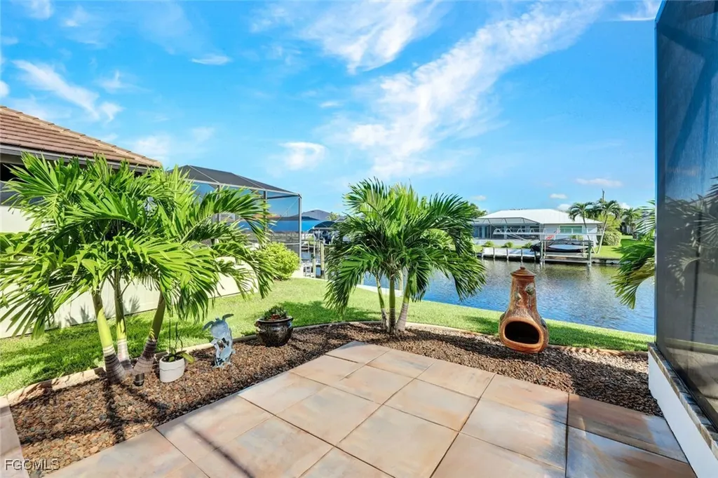 2819 SW 38th Terrace Cape Coral FL 33914