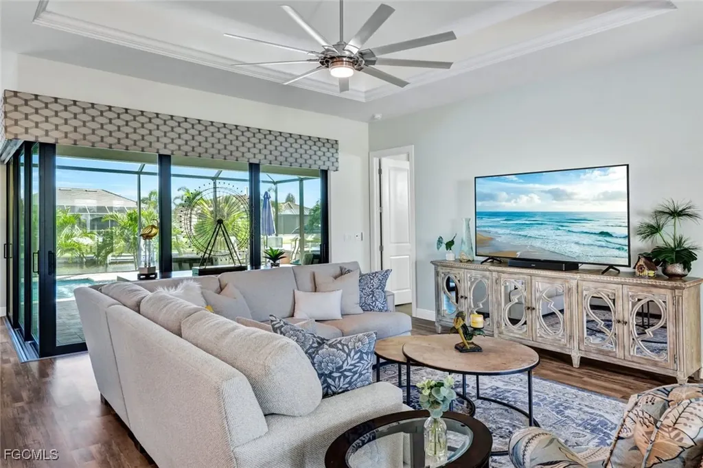2819 SW 38th Terrace Cape Coral FL 33914