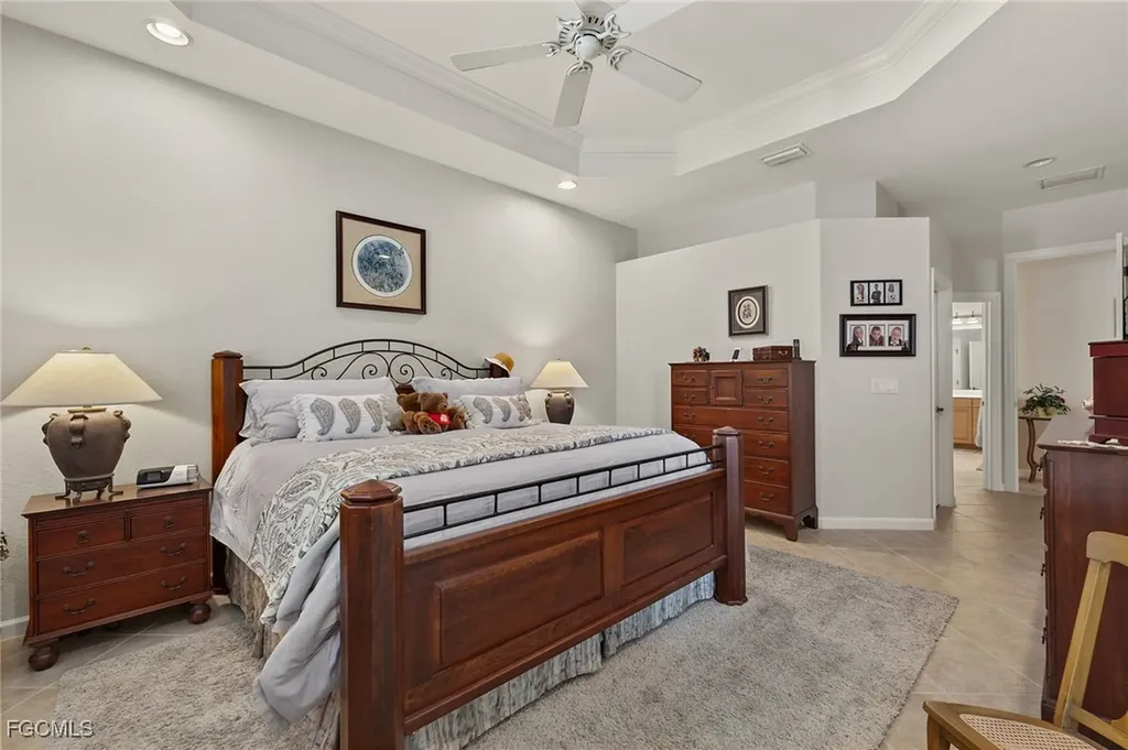 8872 King Henry Court Fort Myers FL 33908