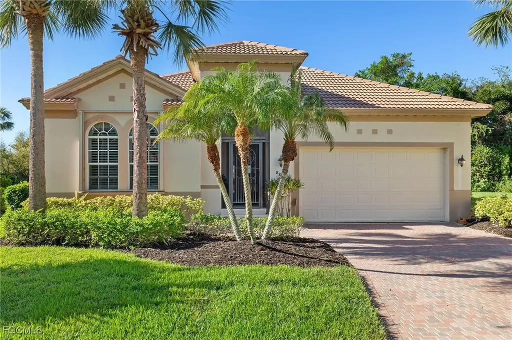8872 King Henry Court Fort Myers FL 33908