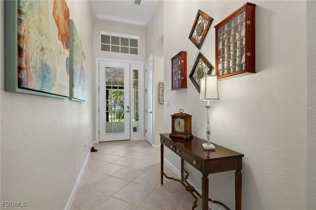 8872 King Henry Court Fort Myers FL 33908