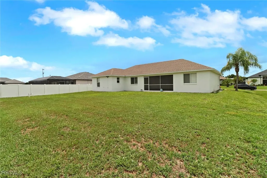 2223 SW 16th Terrace Cape Coral FL 33991
