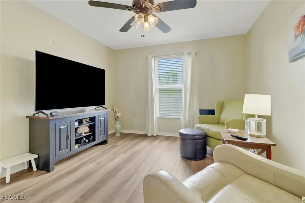 2223 SW 16th Terrace Cape Coral FL 33991