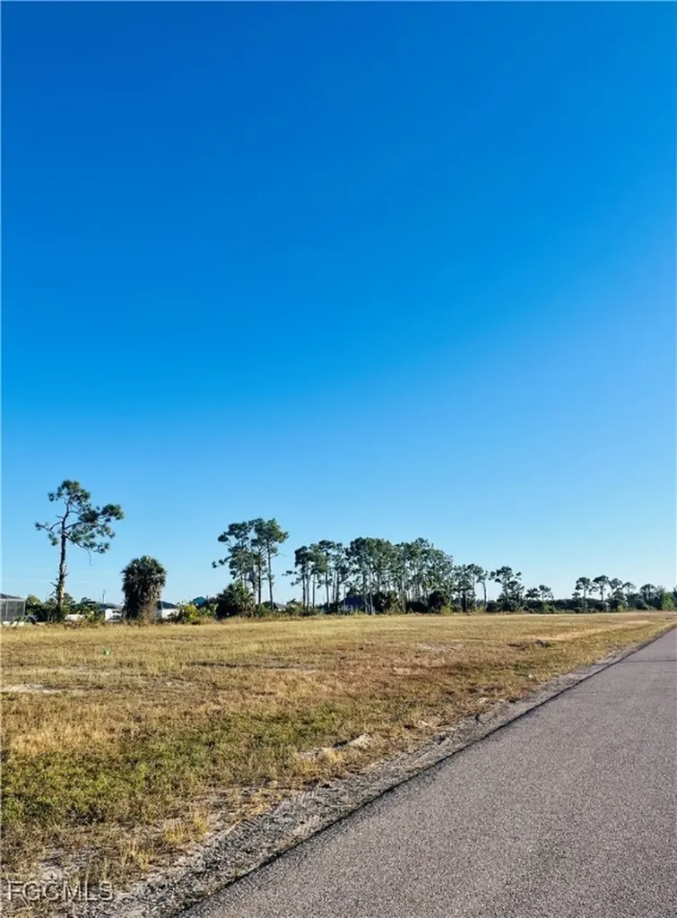 2645 NW 26th Place Cape Coral FL 33993