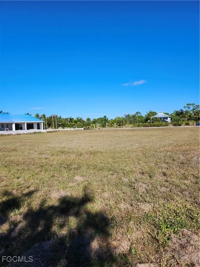 7665 Barrancas Avenue Bokeelia FL 33922