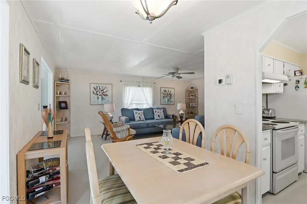 14734 Patrick Henry Road North Fort Myers FL 33917