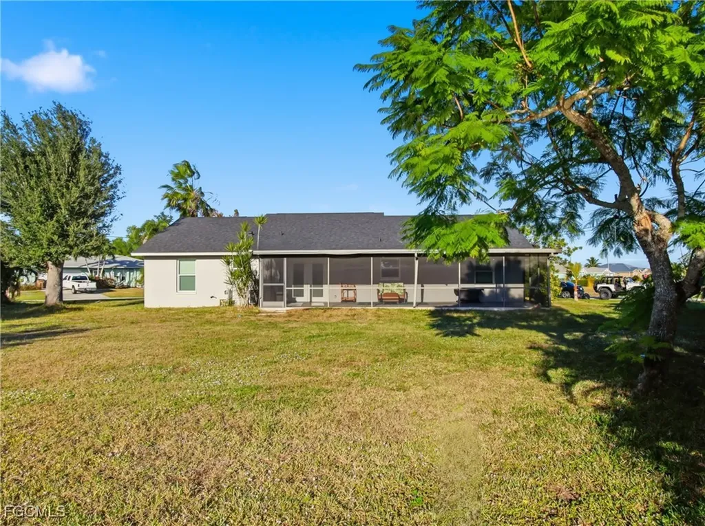 2618 SW 32nd Lane Cape Coral FL 33914