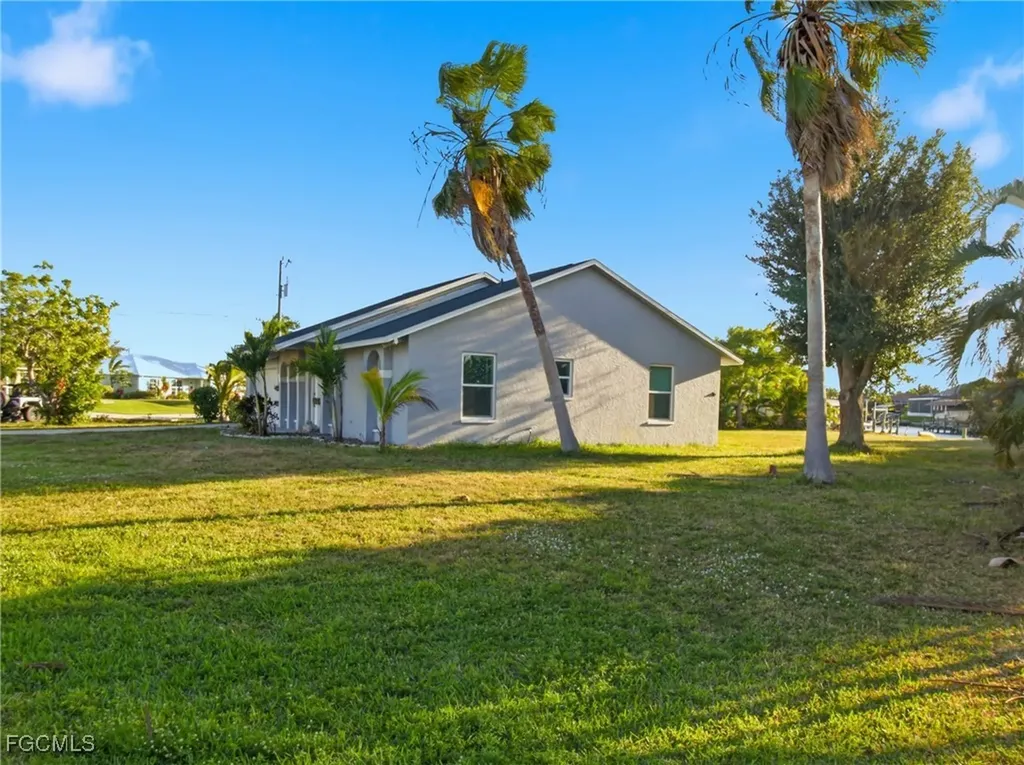 2618 SW 32nd Lane Cape Coral FL 33914