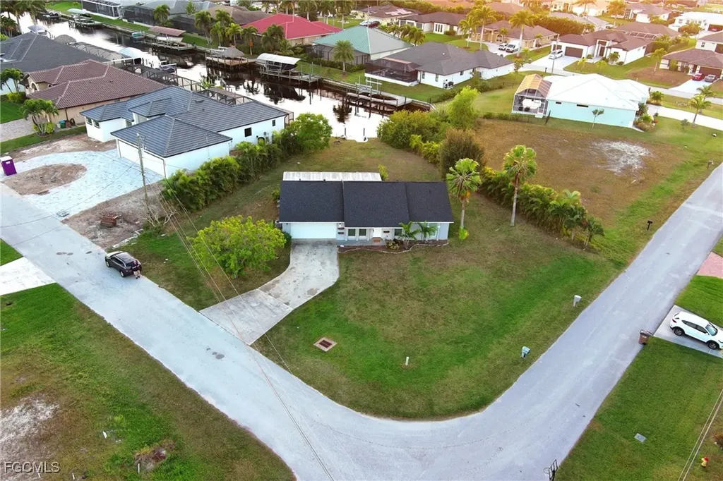 2618 SW 32nd Lane Cape Coral FL 33914