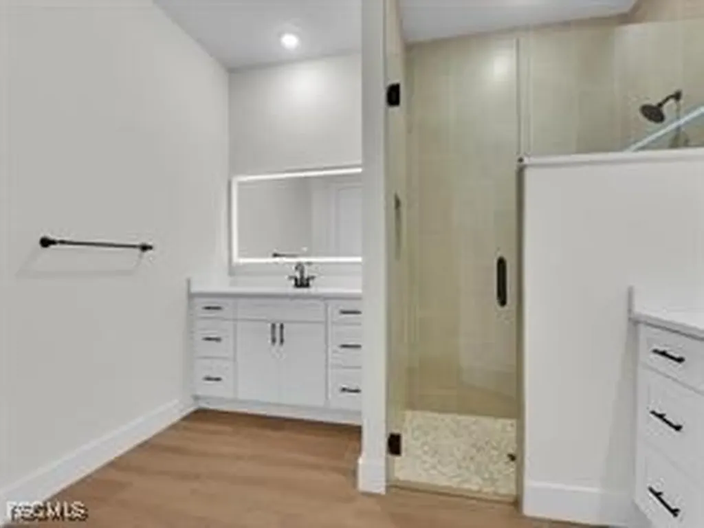 2315 NW 43rd Avenue Cape Coral FL 33993