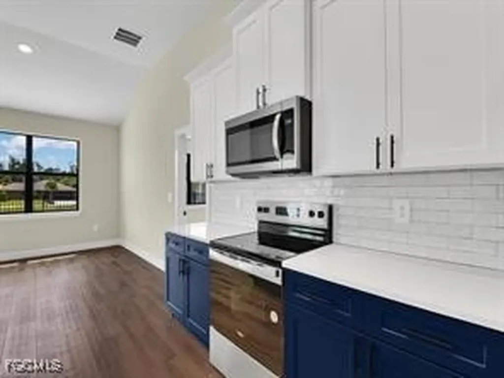 2315 NW 43rd Avenue Cape Coral FL 33993