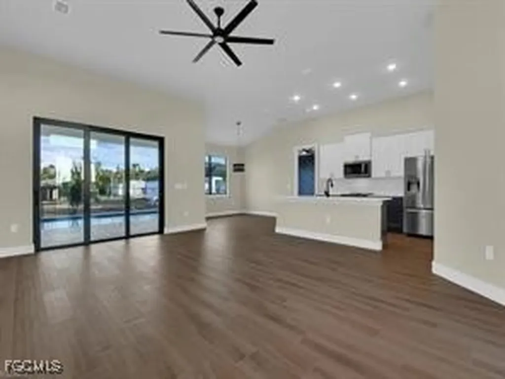 2315 NW 43rd Avenue Cape Coral FL 33993