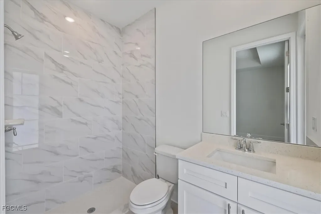 144 SE 19th Terrace Cape Coral FL 33990