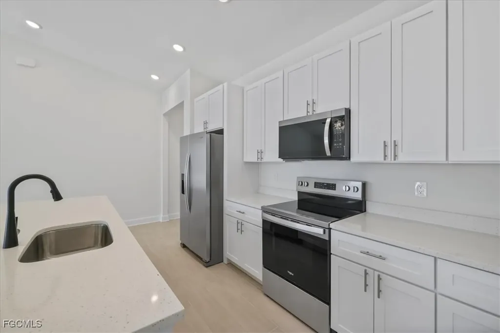 144 SE 19th Terrace Cape Coral FL 33990