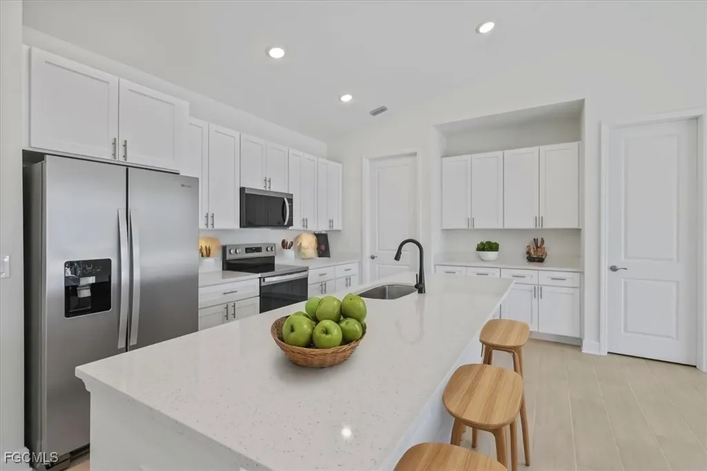 144 SE 19th Terrace Cape Coral FL 33990
