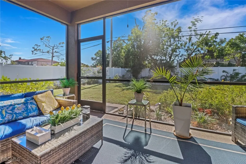 1114 SW Trafalgar Parkway Cape Coral FL 33991