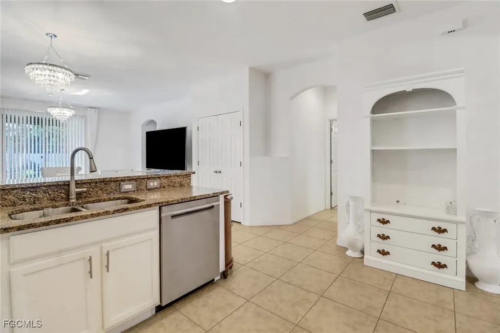 1114 SW Trafalgar Parkway Cape Coral FL 33991