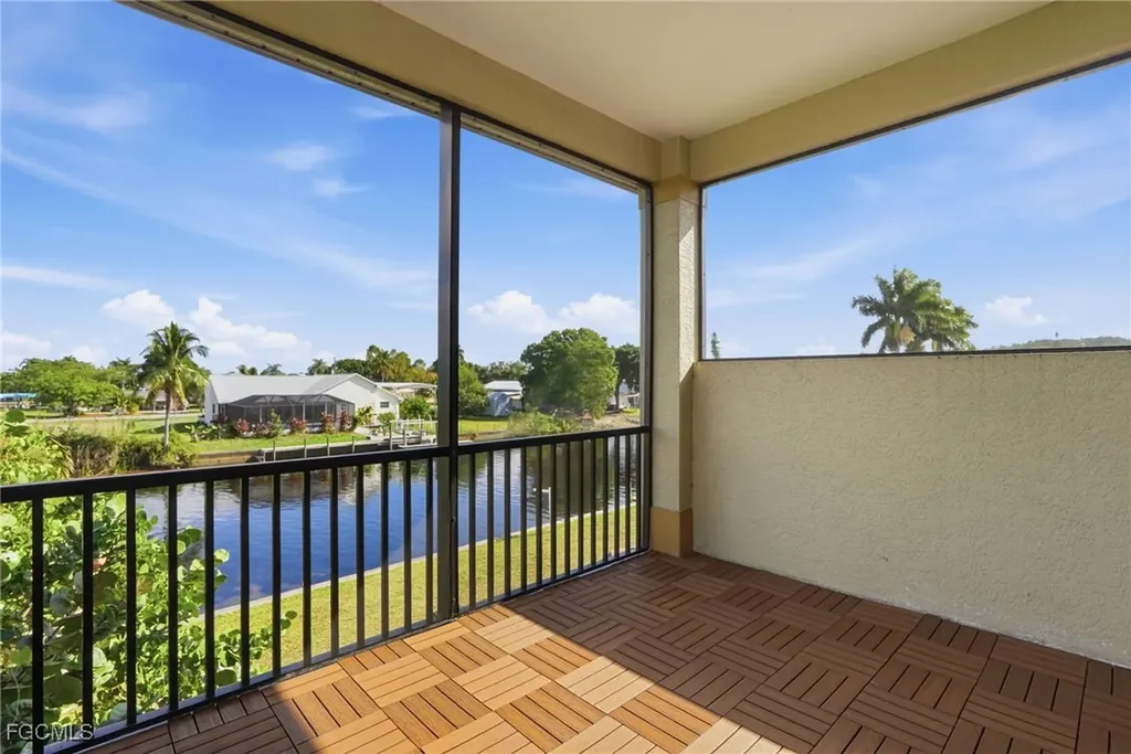 2038 Bahama Avenue Fort Myers FL 33905