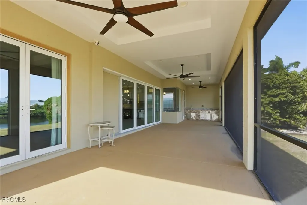 2038 Bahama Avenue Fort Myers FL 33905