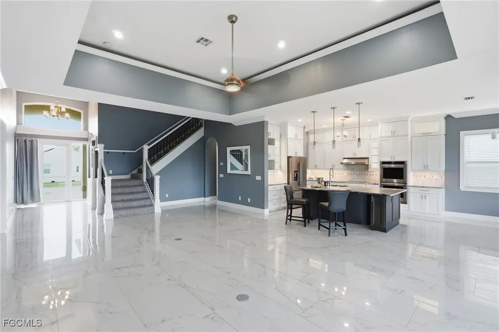 2038 Bahama Avenue Fort Myers FL 33905