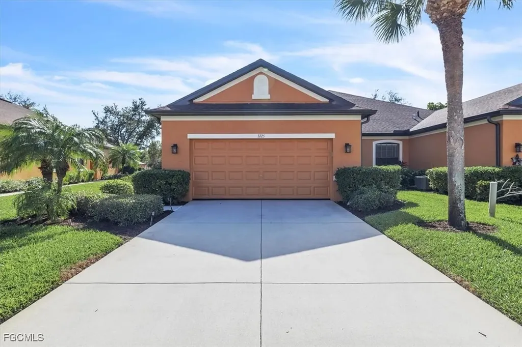 3725 Pino Vista Way Estero FL 33928