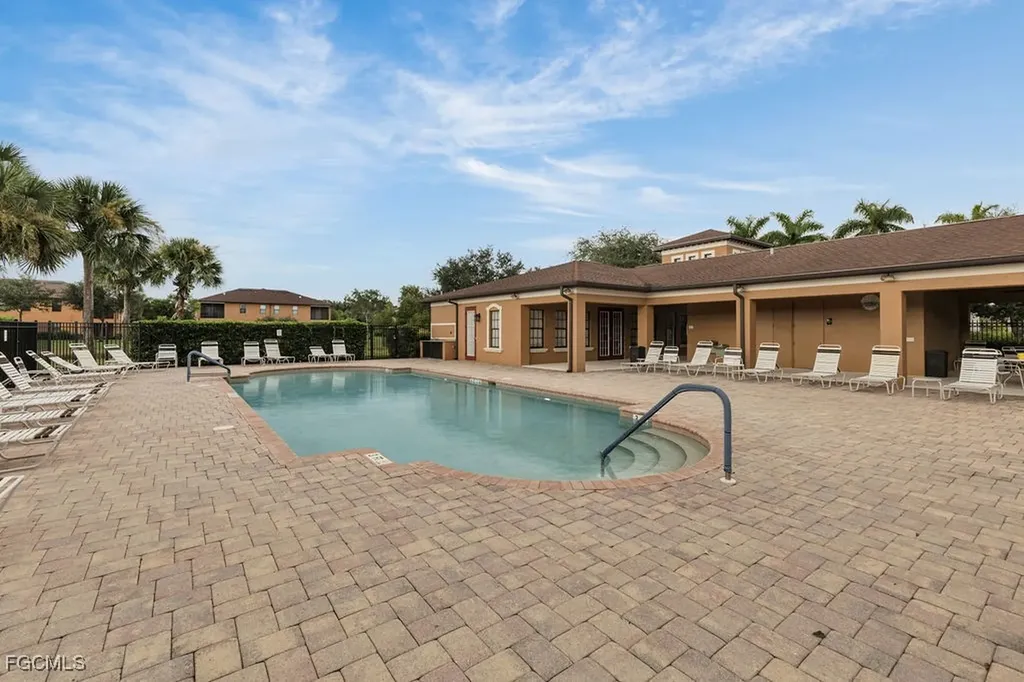 3725 Pino Vista Way Estero FL 33928