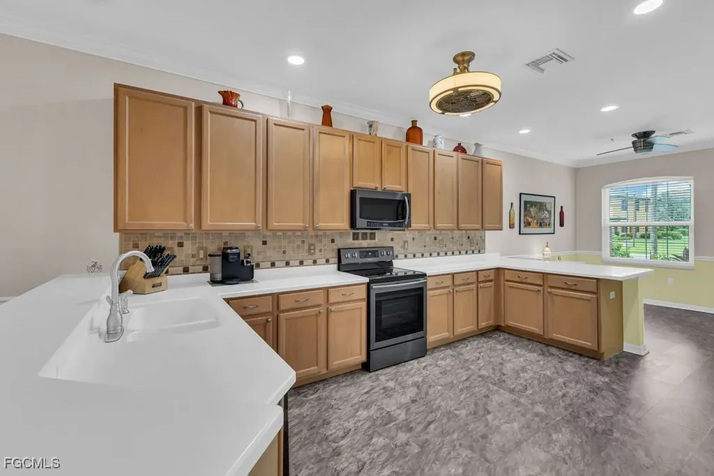 3725 Pino Vista Way Estero FL 33928