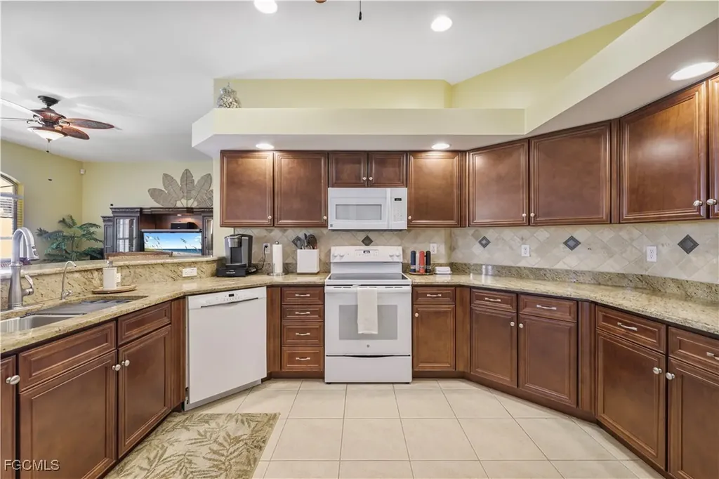 1915 Roosevelt Avenue Lehigh Acres FL 33972