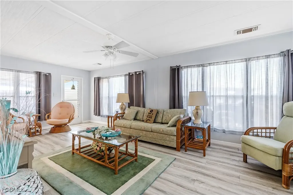 16042 Citron Way North Fort Myers FL 33903