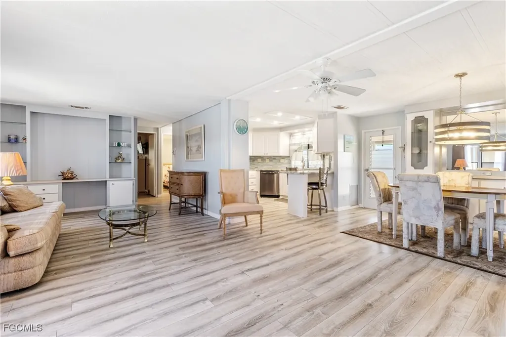 16042 Citron Way North Fort Myers FL 33903