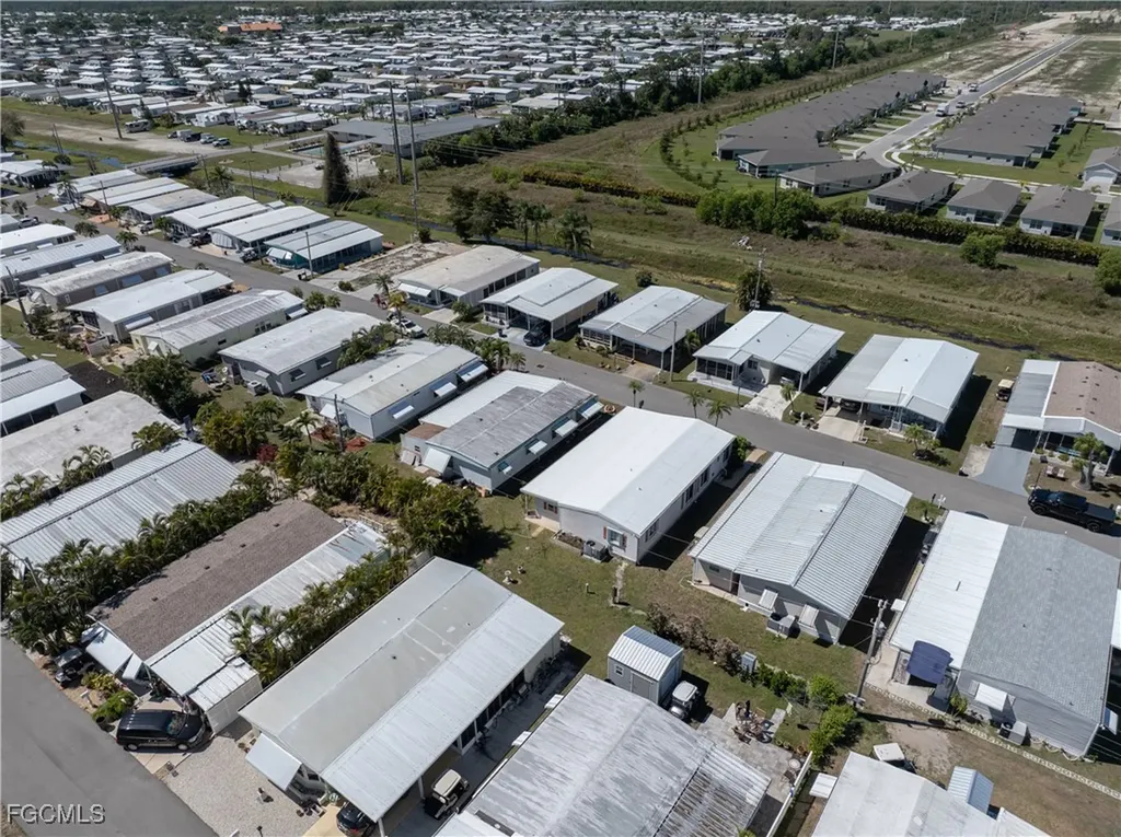 16042 Citron Way North Fort Myers FL 33903