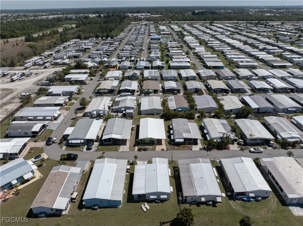 16042 Citron Way North Fort Myers FL 33903