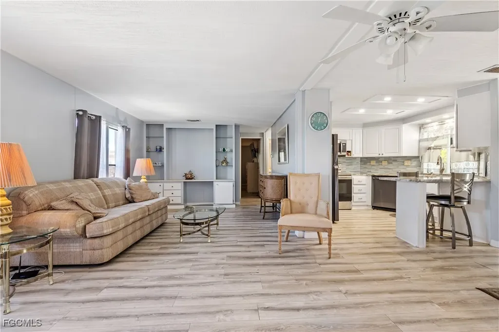 16042 Citron Way North Fort Myers FL 33903